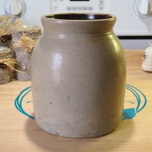 Vintage Farmhouse crock